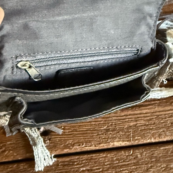 DV by Dolce Vita Mini Cross Body Fringed Purse - Picture 4 of 4